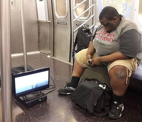 Entire Video Game Setup On The Floor Of The Subway