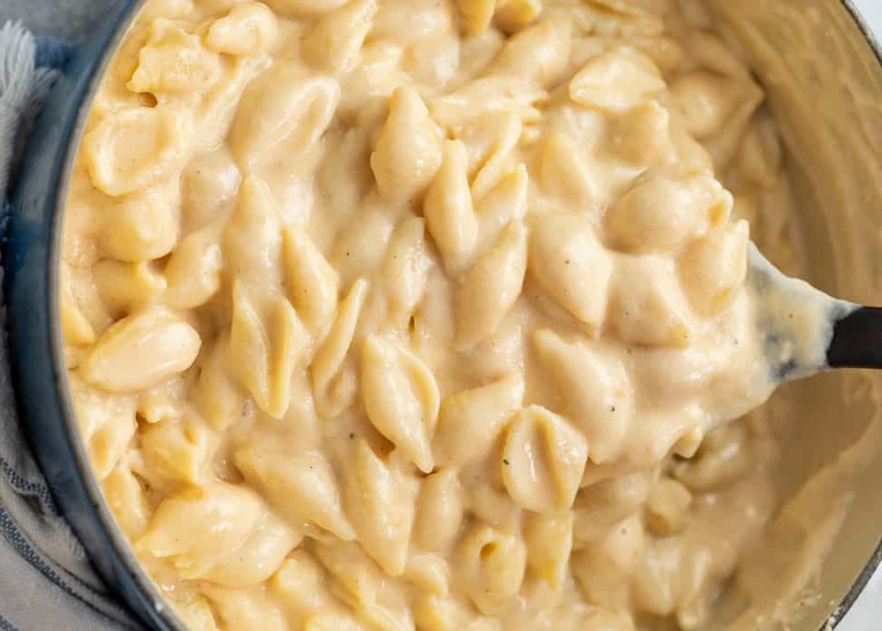 White American And White Cheddar Give The Distinct Flavors