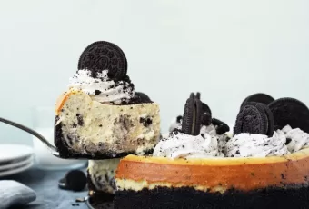 Copycat Cheesecake Factory Oreo Cheesecake